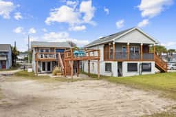 124 S Fletcher - Upstairs