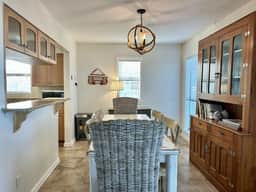 854 S Fletcher