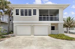 855 S Fletcher