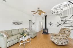 855 S Fletcher