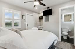 B2 Beach 5 Villas