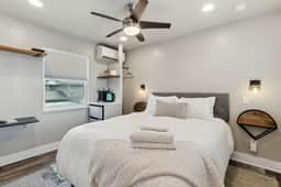 B2 Beach 5 Villas