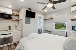B2 Beach 5 Villas