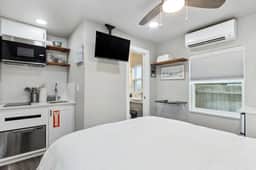 B4 Beach 5 Villas