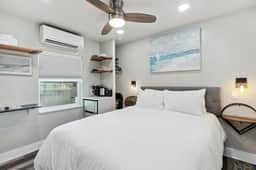 B4 Beach 5 Villas