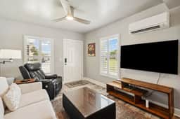 C4 Beach 5 Villas