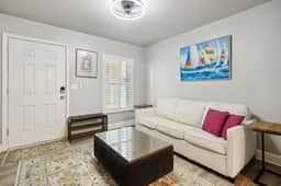 C6 Beach 5 Villas