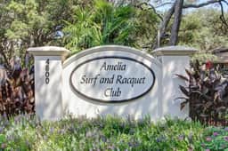 Surf and Racquet Club B149