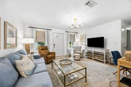 Coastal Breeze Cottage - Image 4