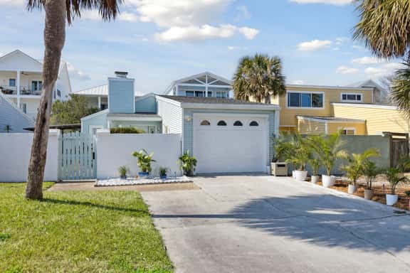 North End Gem - Image 1