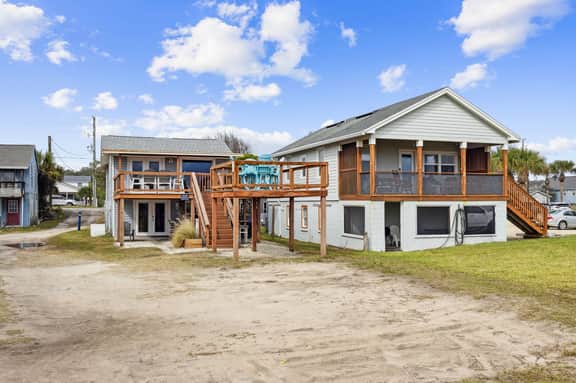 124 S Fletcher - Upstairs