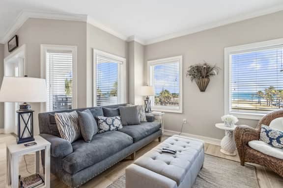 Fernandina Cay 204