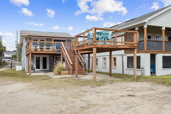 124 S Fletcher - Upstairs